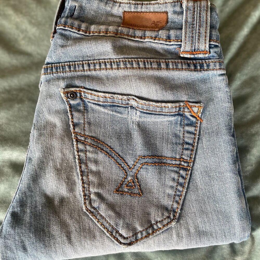 Vigoss Low Rise Straight Leg Jeans